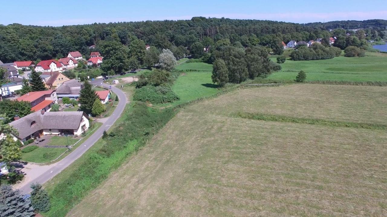 Wg Bernstein - Reetdachhaus - Ruhe Und Seeblick Sellin  ภายนอก รูปภาพ
