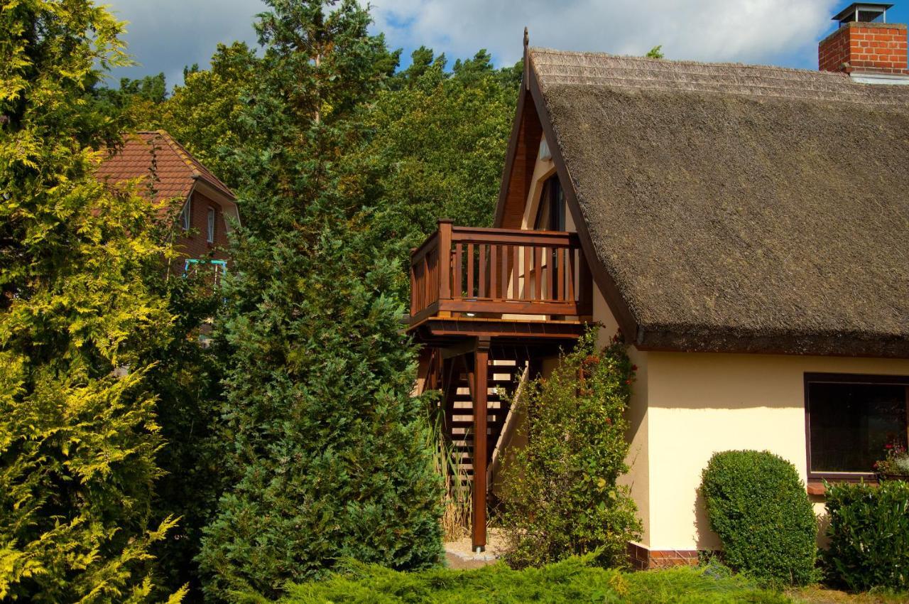 Wg Bernstein - Reetdachhaus - Ruhe Und Seeblick Sellin  ภายนอก รูปภาพ