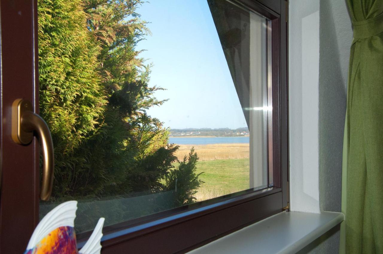 Wg Bernstein - Reetdachhaus - Ruhe Und Seeblick Sellin  ภายนอก รูปภาพ