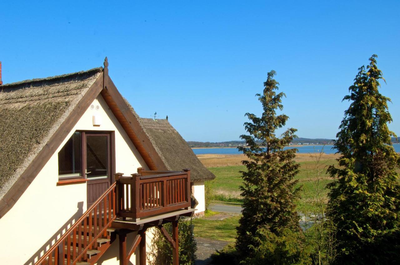 Wg Bernstein - Reetdachhaus - Ruhe Und Seeblick Sellin  ภายนอก รูปภาพ